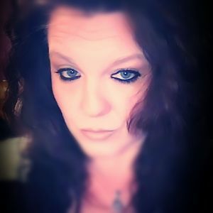 Meet your Posher, Lindee